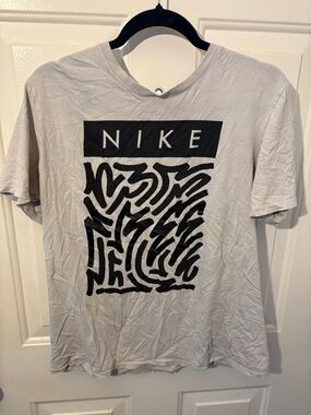Nike White Short Sleeve Tee with Black Graphic